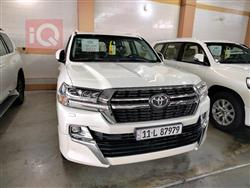 تۆیۆتا لاند کروزەر